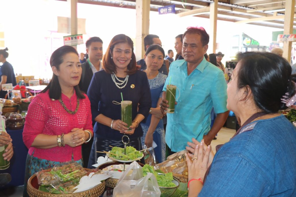 สสก.1 เปิดตลาด ‘สินค้าดี วิถีเกษตรไทย’ สนองนโยบายตลาดนำการผลิต หวังผลักดันสินค้าเกษตรเข้าสู่ระบบตลาดอย่างเข้มแข็งและยั่งยืน