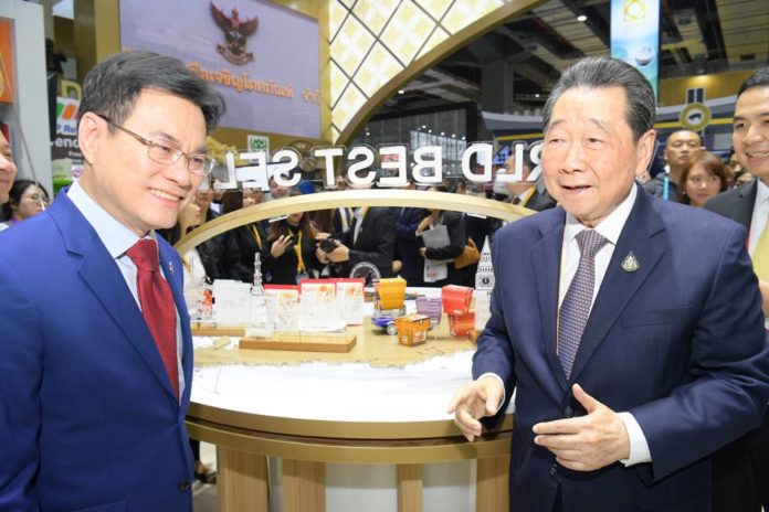 “จุรินทร์” นำทัพสินค้าไทย ร่วม CIIE2019 หวังเพิ่มการค้า ไทย-จีน พร้อมเยี่ยมชม CP-CPF จัดใหญ่ สมศักดิ์ศรี “ครัวโลก”