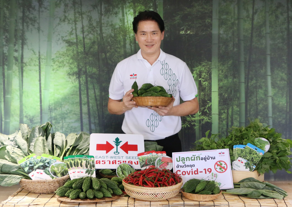 คุณวิชัย เหล่าเจริญพรกุล ผู้จัดการทั่วไป บริษัท อีสท์ เวสท์ ซีด จำกัด