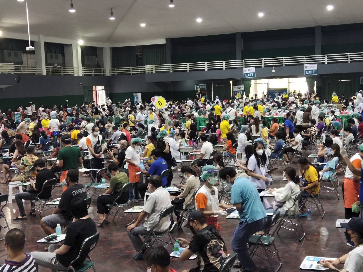 เริ่มแล้ว เข็มสอง AZ ที่ศูนย์ฯฉีดวัคซีน KU สู้ COVID-19