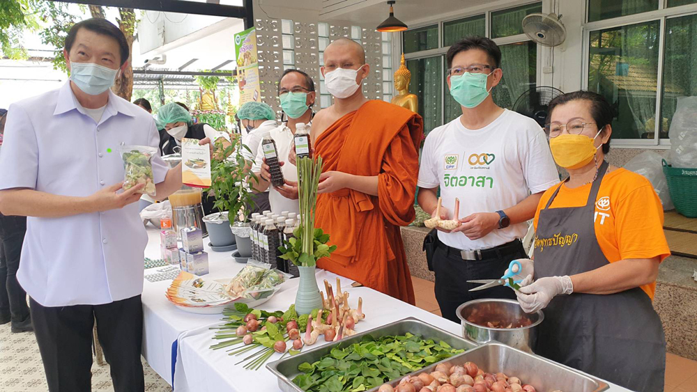 ยึดวัดพุทธปัญญาเป็นจุดส่งมอบอาหาร “ครัวปันอิ่ม” ช่วยชาวนนทบุรี สู้ภัยโควิด-19