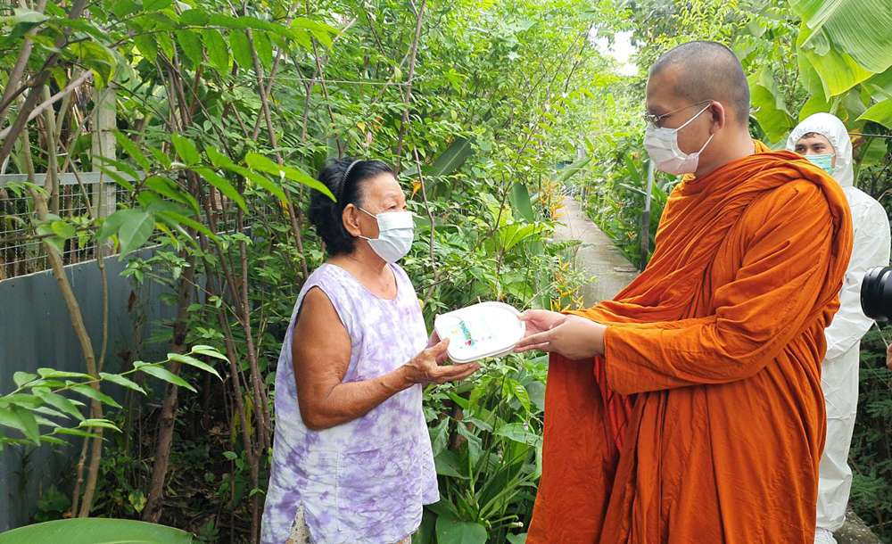 โครงการครัวปันอิ่มเดินทางครบ 2 ล้านกล่องที่วัดพุทธปัญญา 