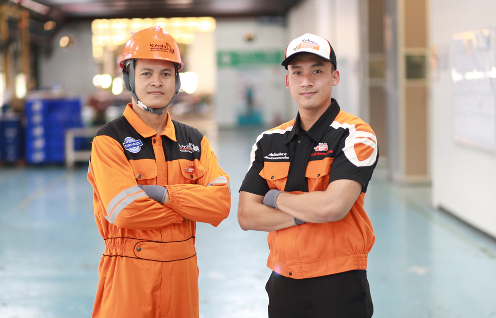 ทีมช่าง “KUBOTA Excellence Service” 