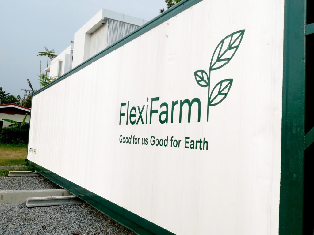 รู้จัก “FlexiFarm” ต้นแบบ “ฟาร์มสำเร็จ” กับโมเดลธุรกิจคอนเทนเนอร์ฟาร์ม นวัตกรรมการปลูกผักสดเพื่อคนไทย