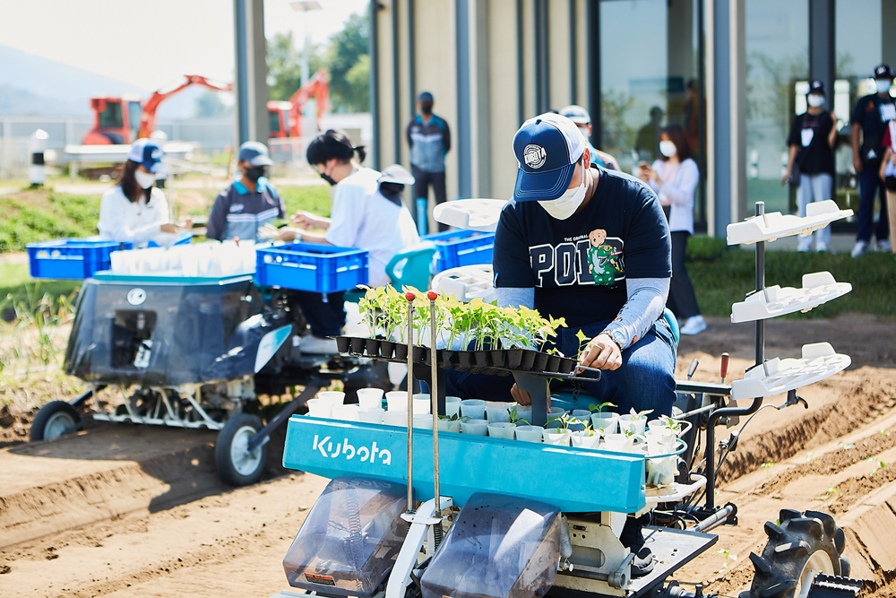 สยามคูโบต้า จัดโครงการ “KUBOTA Farm-Tech Innovator Hackathon 2022” ปลุกพลังคนรุ่นใหม่ ประชันไอเดียนวัตกรรมเกษตรเพื่อความยั่งยืน