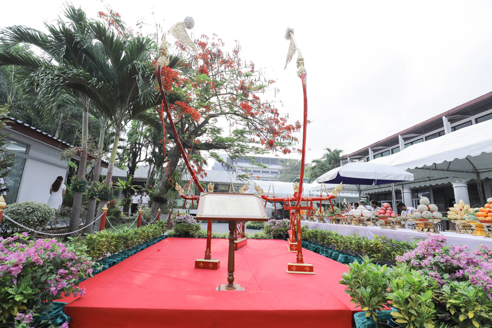 กรมส่งเสริมการเกษตรจัดพิธีบวงสรวงคันไถงานพระราชพิธีพืชมงคลจรดพระนังคัลแรกนาขวัญปี 2566