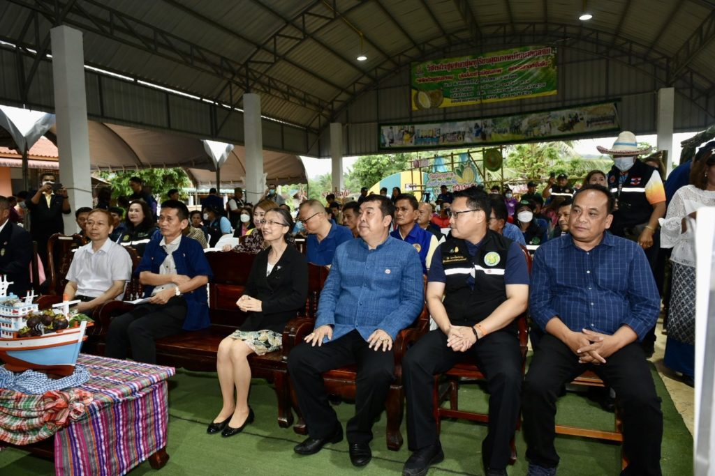 “รองปลัดเกษตรฯ” ร่วมงานเปิดเทศกาลทุเรียนชุมพร ปี 2566