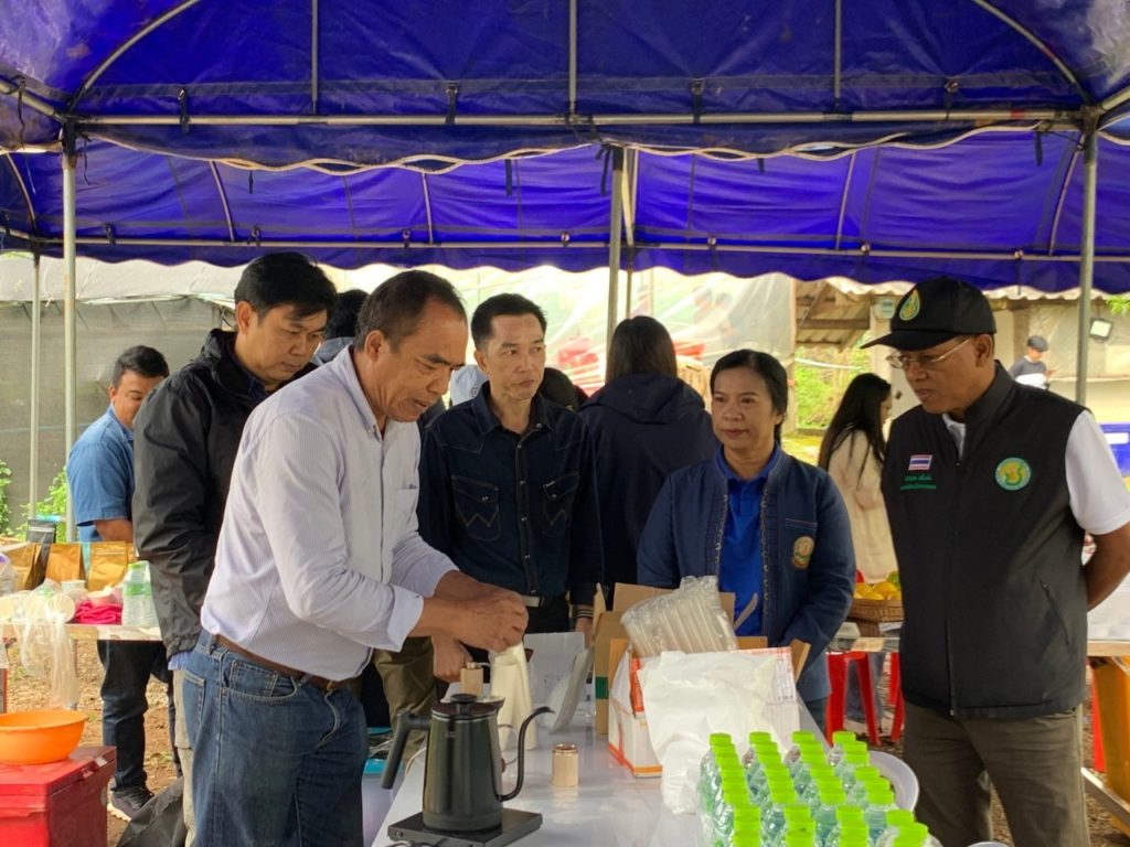 กรมวิชาการเกษตร จับมือ สถาบันวิจัยและพัฒนาพื้นที่สูง รุกเสร้างความเข้มแข็งเกษตรกรผลิตข้าวโพดและกาแฟบนพื้นที่สูง