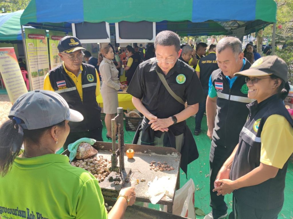 ผลักดัน “กาหยู” เกาะพยาม จ.ระนอง สู่แผนพัฒนาการเกษตร ยกระดับรายได้ให้สูง