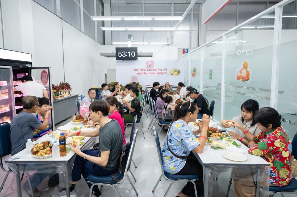 โก โฮลเซลล์ ชิมลางจัด “บุฟเฟ่ต์ทุเรียน” ดีเกินคาด สนับสนุนการกระจายผลไม้ฤดูกาล เติมรอยยิ้มชาวสวน โดนใจแฟนพันธุ์แท้