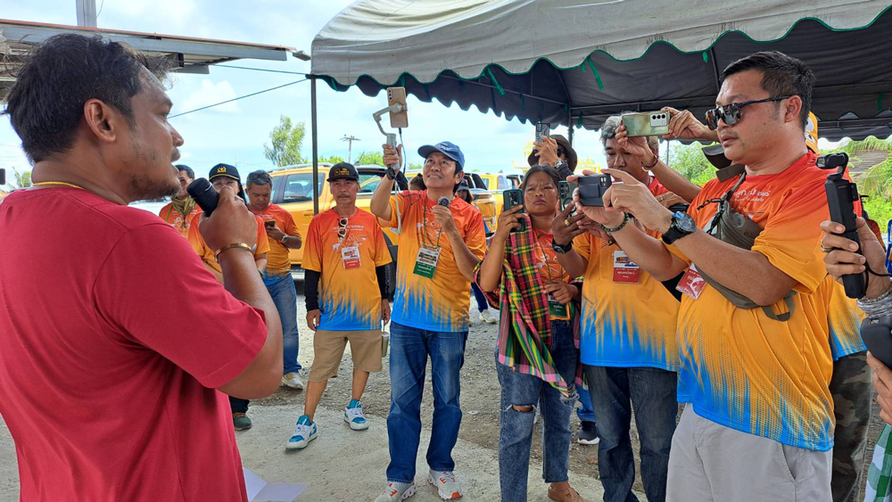 สัมภาษณ์คุณอาทิตย์แกนนำผู้เลี้ยงกุ้งสุพรรณบุรี