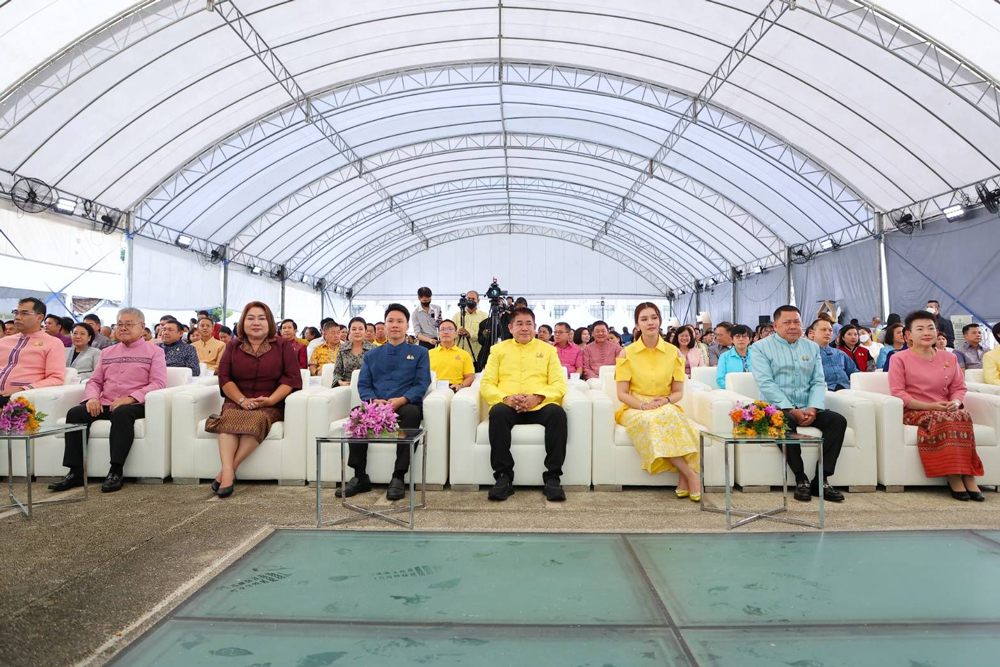 เปิดมหกรรมสินค้าเกษตร โชว์ของดีอาหารสู่การท่องเที่ยว หวังดึงเม็ดเงินเข้าประเทศ
