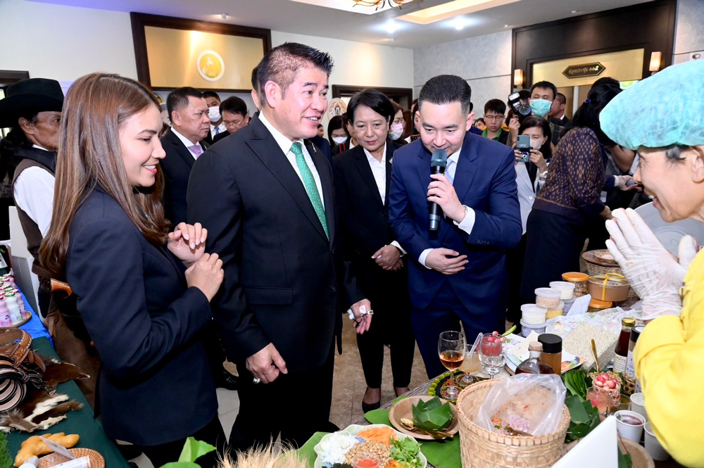 กระทรวงเกษตรฯ จัดหนัก “เกษตรพากิน พาเที่ยว @ลานคนเมือง” 5 วัน 5 คืน สาระบันเทิงเพียบ!!
