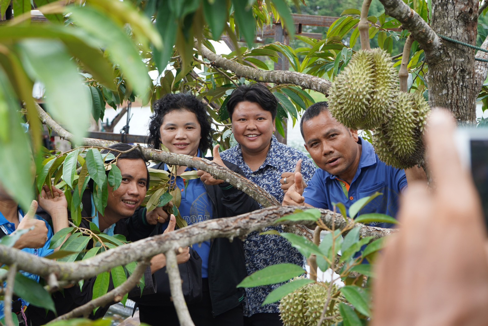 ทีมงานจากเกษตรจังหวัดกาญจนบุรี