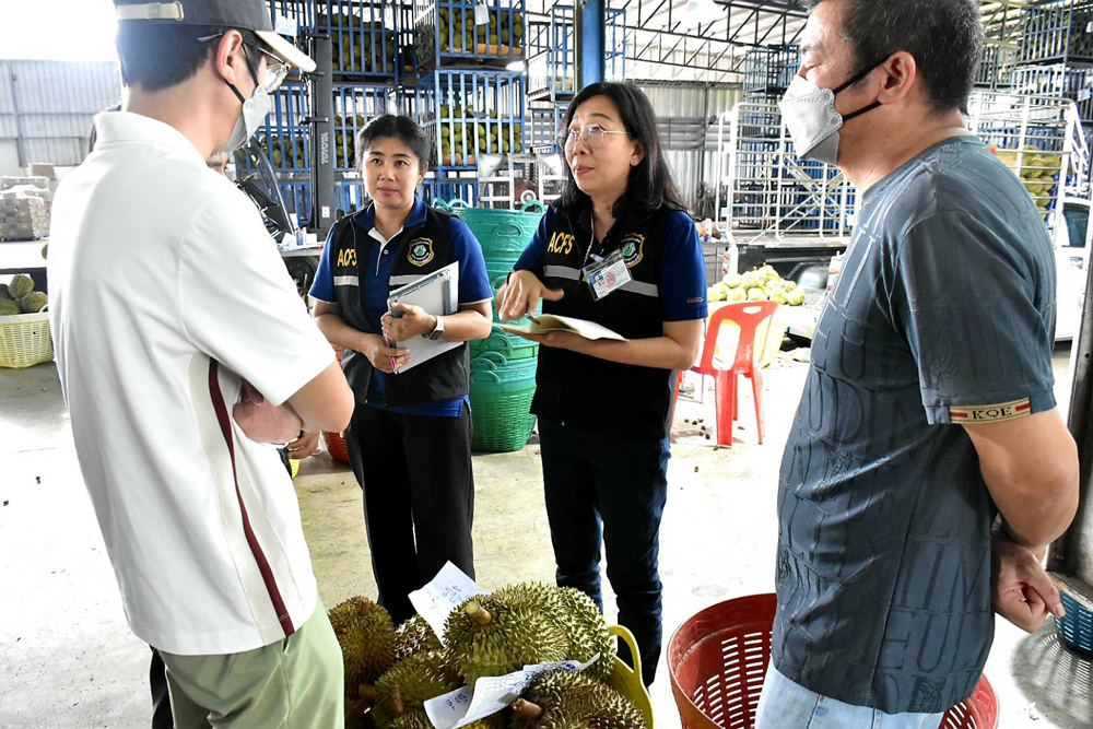 รมว.เกษตรฯ สั่งตรวจสอบทุเรียนแช่แข็งตปท. พร้อมดัน “ทุเรียนแช่เยือกแข็ง” เป็นสินค้าเกษตรมูลค่าสูงของไทย