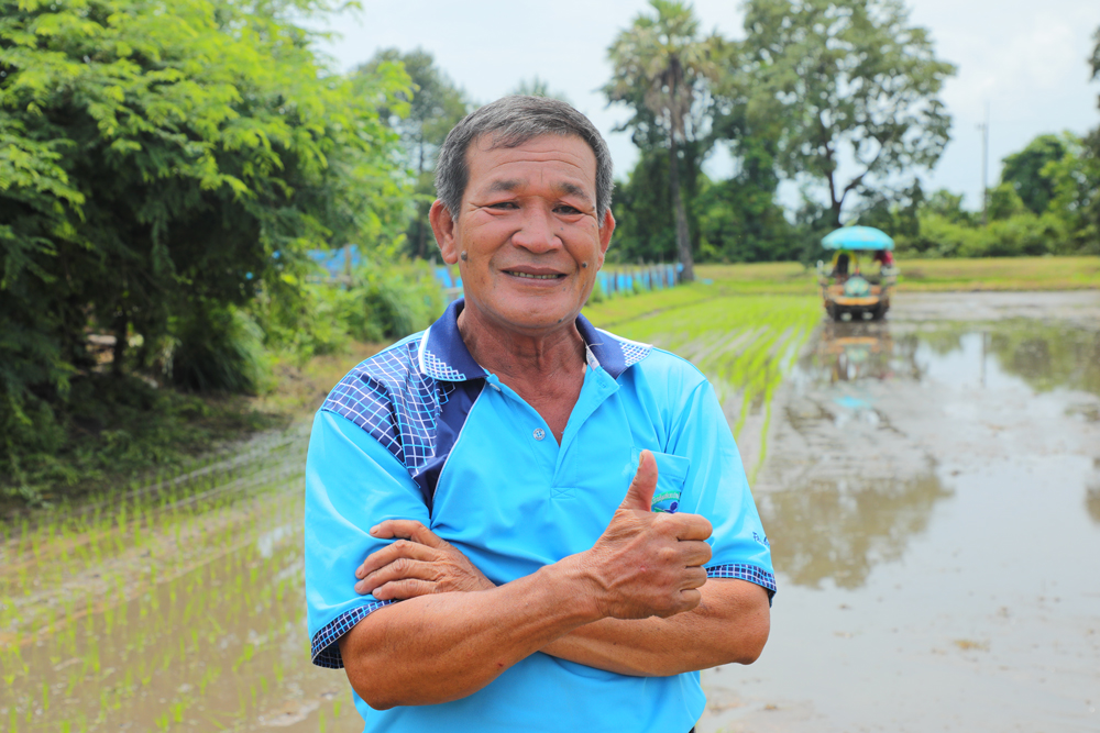 นายพรสวรรค์ พานพินิจ