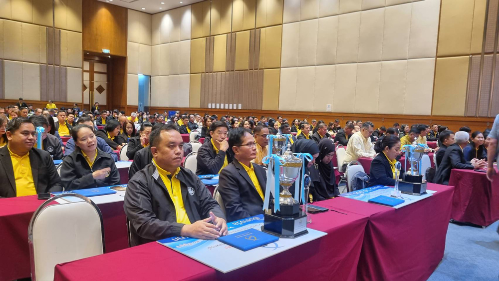 อธิบดีวิศิษฐ์ เปิดโครงการสัมมนาผู้บริหารกองทุนพัฒนาสหกรณ์ ประจำปีงบ 68 ชื่นชม ผลลัพธ์การใช้เงินกู้ กพส. ช่วยเพิ่มปริมาณธุรกิจและเพิ่มรายได้สมาชิกสหกรณ์