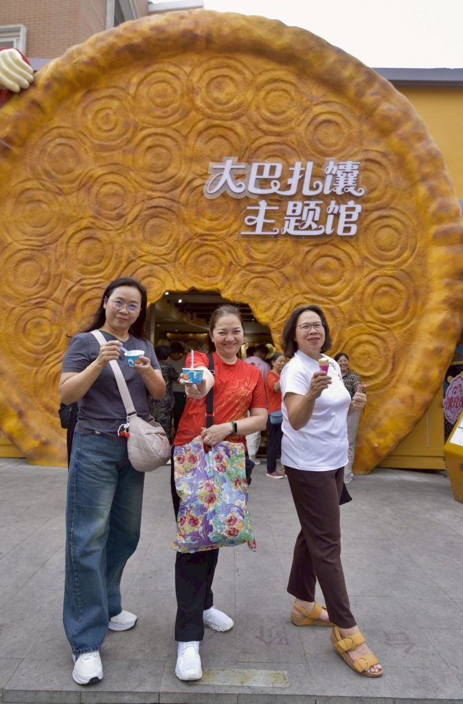 ตลาดต้าปาจา (Xinjiang International Grand Bazaar)