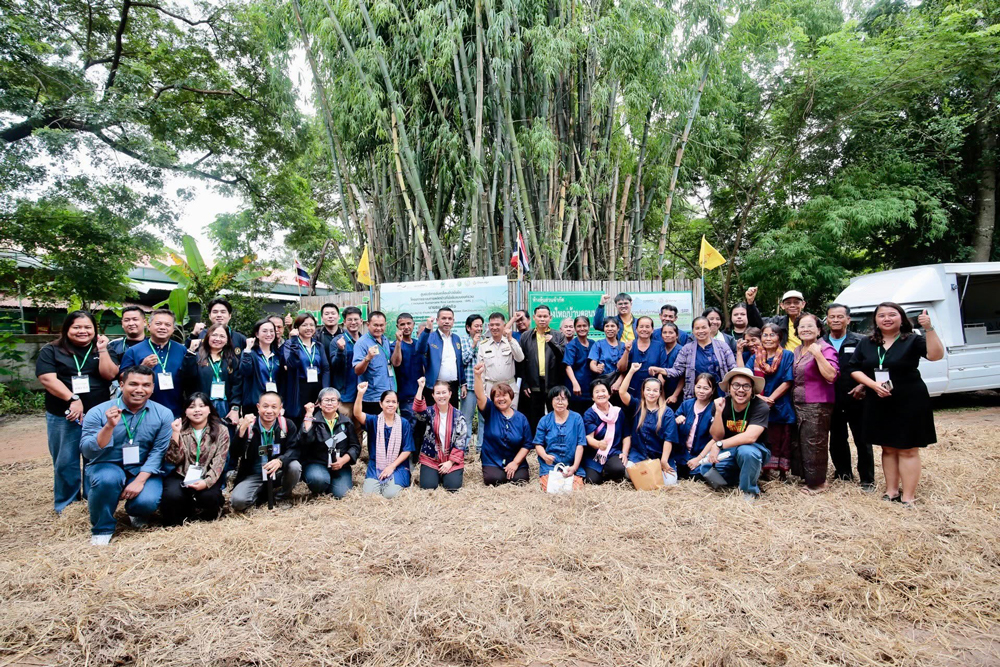 กรมการข้าว จัดเพรสทัวร์พาตะลุยเมืองอุบลฯ ปั้น "ข้าวยั่งยืนบ้านดอนหมู" อ.ตระการพืชผล เป็นต้นแบบ