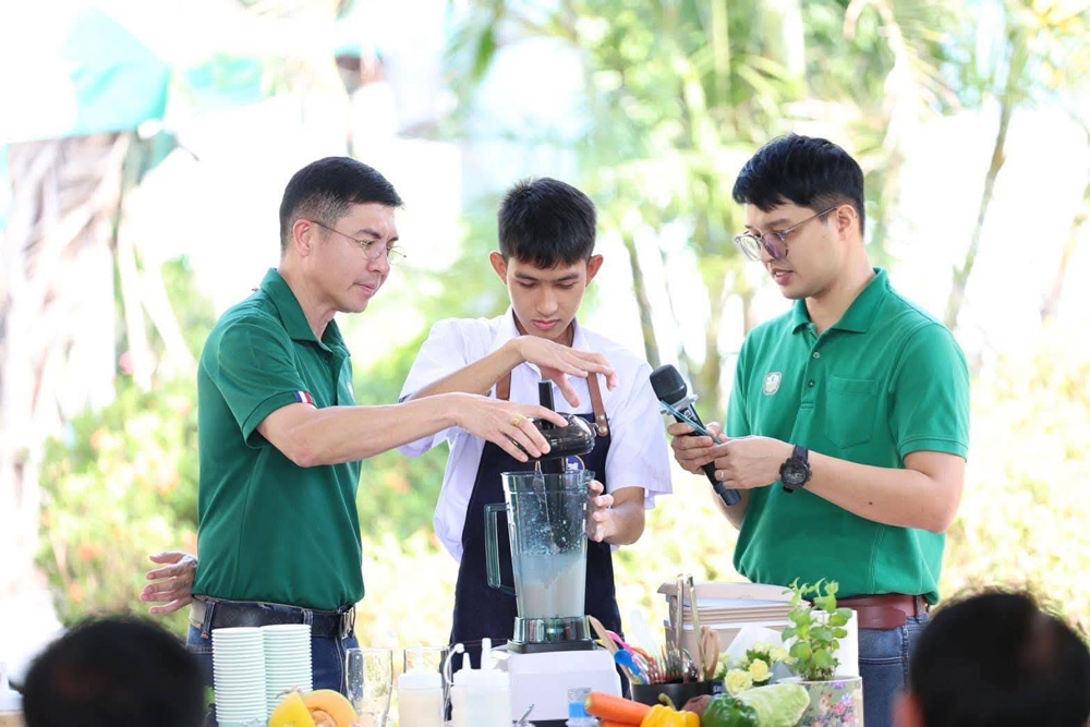 ธ.ก.ส. เปิดตัวโครงการโรงเรียนเกษตรธนากร มุ่งสร้างเกษตรการค้า เพิ่มเยาวชนเข้าภาคการเกษตร ทดแทนเกษตรสูงอายุ นำ ร่อง 18 โรงเรียนทั่วประเทศ