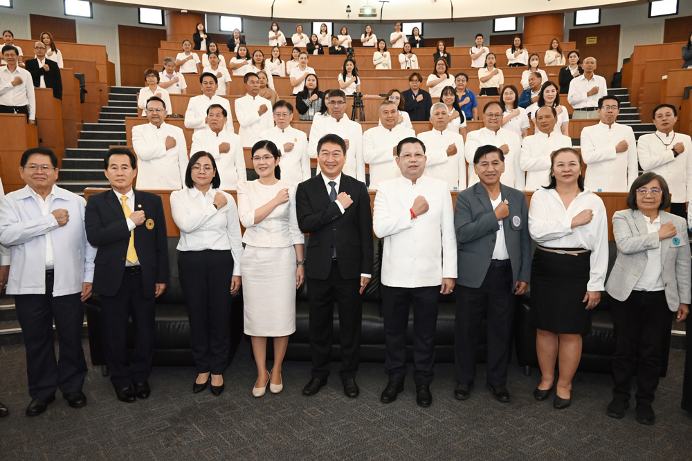 กรมส่งเสริมสหกรณ์จับมือชุมนุมสหกรณ์ออมทรัพย์แห่งประเทศไทย จำกัด ประกาศเจตนารมณ์ร่วมกันส่งเสริมจริยธรรมและธรรมาภิบาลในสหกรณ์นอกภาคการเกษตร