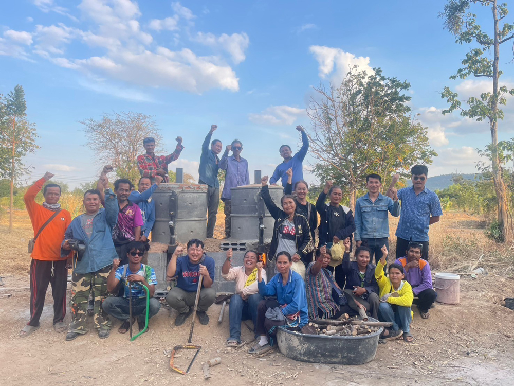 “นวัตกรชุมชนเตาเผาถ่านชีวมวลประสิทธิภาพสูง” ความหวังที่ไม่เคยดับของ "ไฟถ่าน"