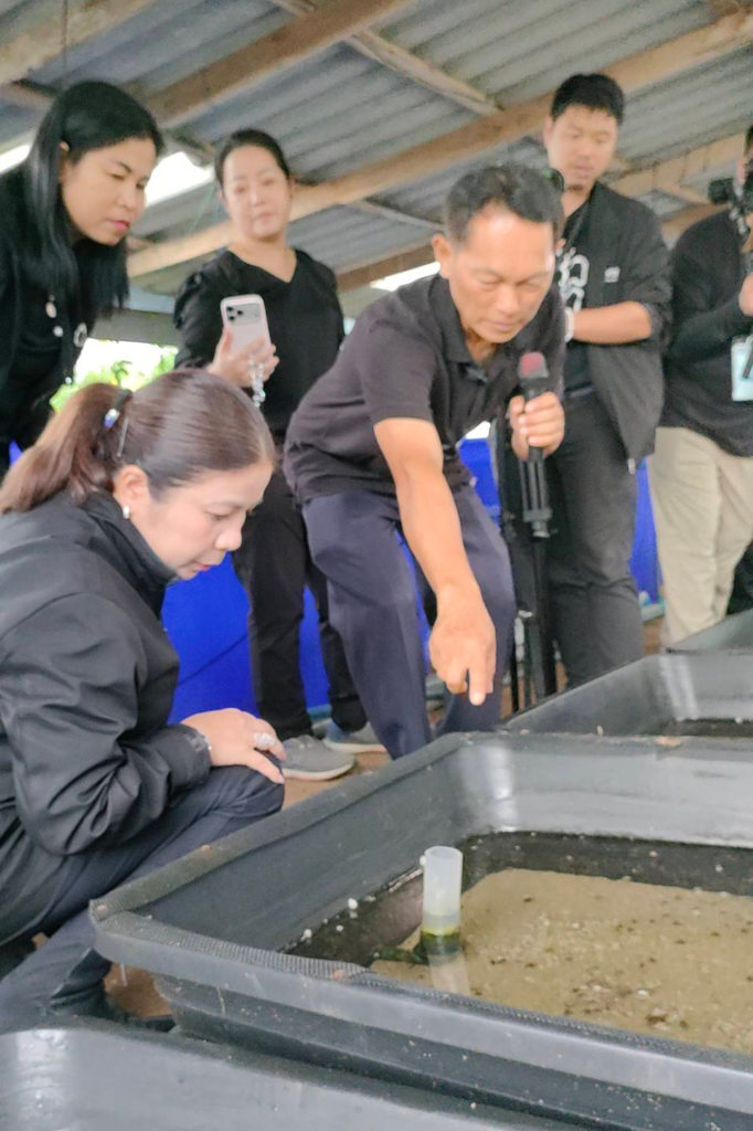 กปร. พาดูความสำเร็จ! "วิสาหกิจชุมชนจันทราบุรี" และศูนย์ "เพาะเลี้ยงสัตว์น้ำชายฝั่ง” โมเดลต่อยอดแนวพระราชดำริ "แม่ของแผ่นดิน"