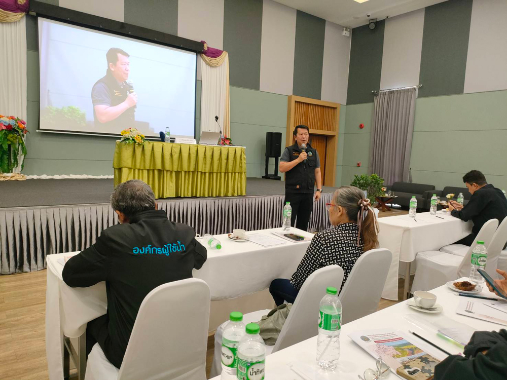 “กรมชลประทาน” นำสื่อลงพื้นที่ติดตามโครงการปรับปรุงคลองธรรมชาติ ทางระบายน้ำ ประตูระบายน้ำ และสถานีสูบน้ำในพื้นที่บางพลวง จ.ปราจีนบุรี เพื่อแก้ไขปัญหาน้ำท่วมอย่างยั่งยืน