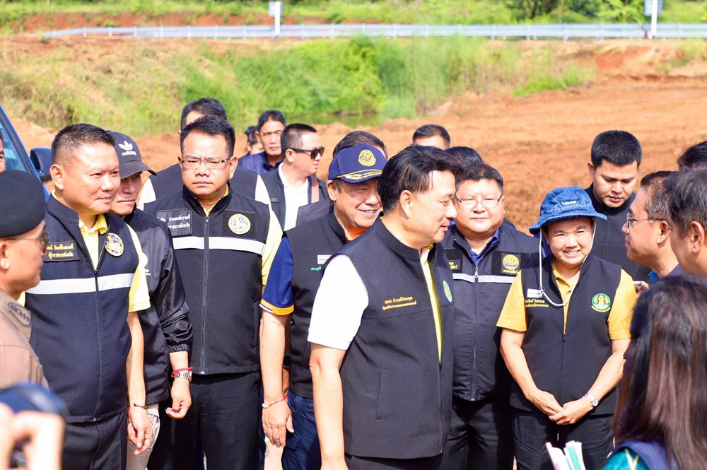 เกษตรกรเตรียมเฮ “ธรรมนัส” เร่งรัดแจกโฉนดเพื่อการเกษตร 200,000 แปลงภายในปี 69