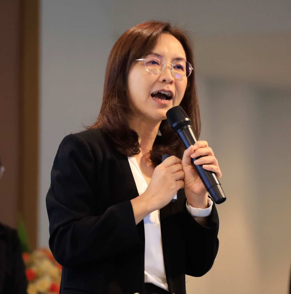 ดร.สมพร จันทระ