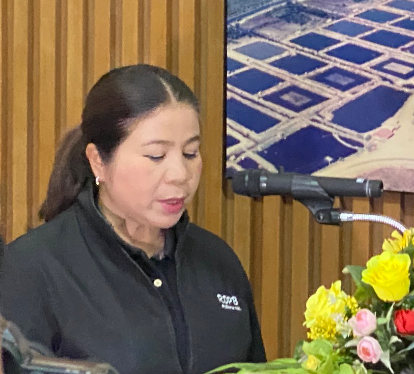 นางสุพร ตรีนรินทร์ เลขาธิการ กปร.