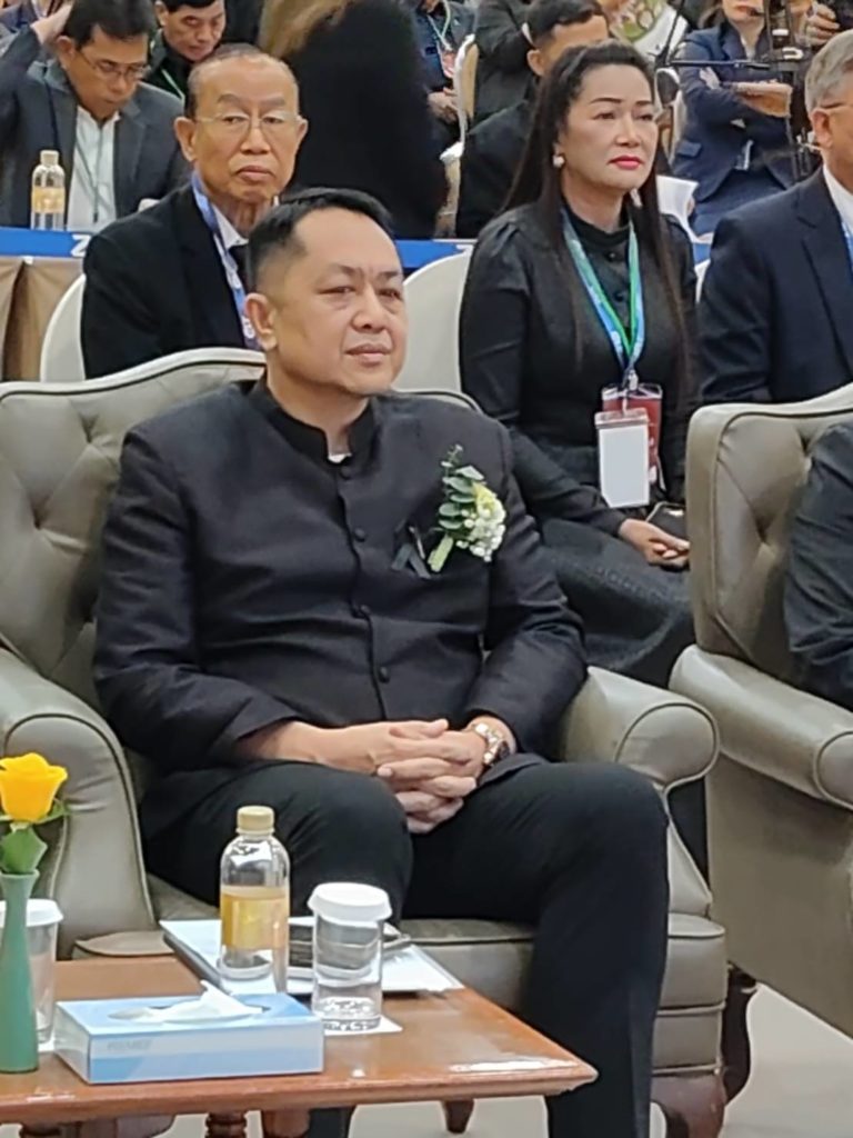 “ธรรมนัส” เปิดประชุมใหญ่สามัญฯ 68 สสท. พร้อมมอบโล่ผู้ทรงคุณค่าต่อขบวนการสหกรณ์