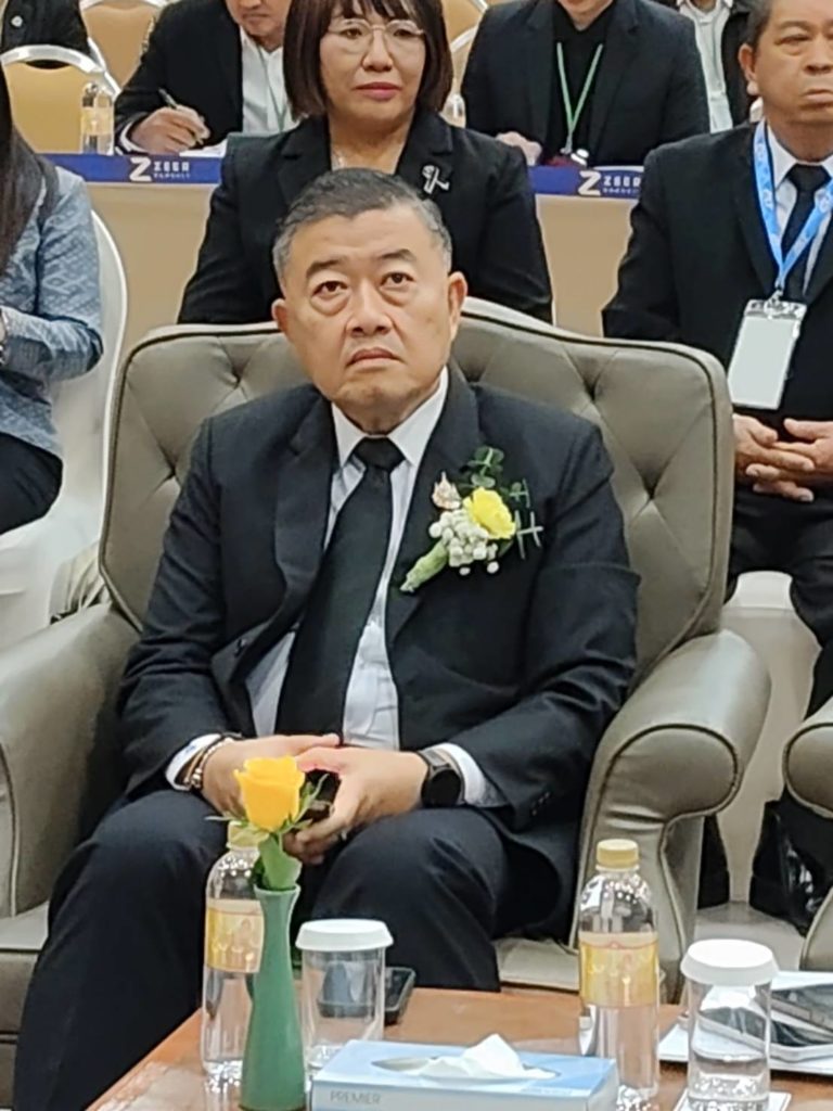 “ธรรมนัส” เปิดประชุมใหญ่สามัญฯ 68 สสท. พร้อมมอบโล่ผู้ทรงคุณค่าต่อขบวนการสหกรณ์