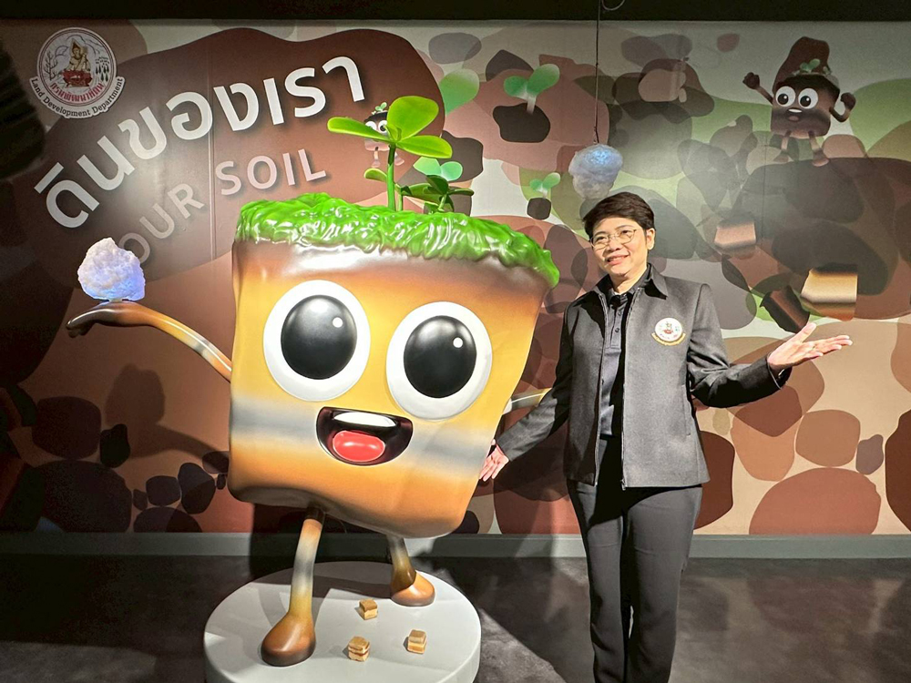 อธิบดี พด. “ดร.สุมิตรา“ พาเที่ยวงาน “วันดินโลก 2568” ชูแนวคิด “ดินที่สมบูรณ์ สู่เมืองที่สมดุล เกื้อกูลชีวิต”