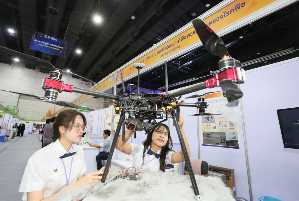 “สุรศักดิ์” รมว.กระทรวง อว. เปิดงาน “วันนักประดิษฐ์ 2569” นักวิจัยไทย-นานาชาติ ขนทัพสิ่งประดิษฐ์กว่า 1,000 ผลงาน ชูพลังคนรุ่นใหม่ปลดล็อกอนาคตประเทศ