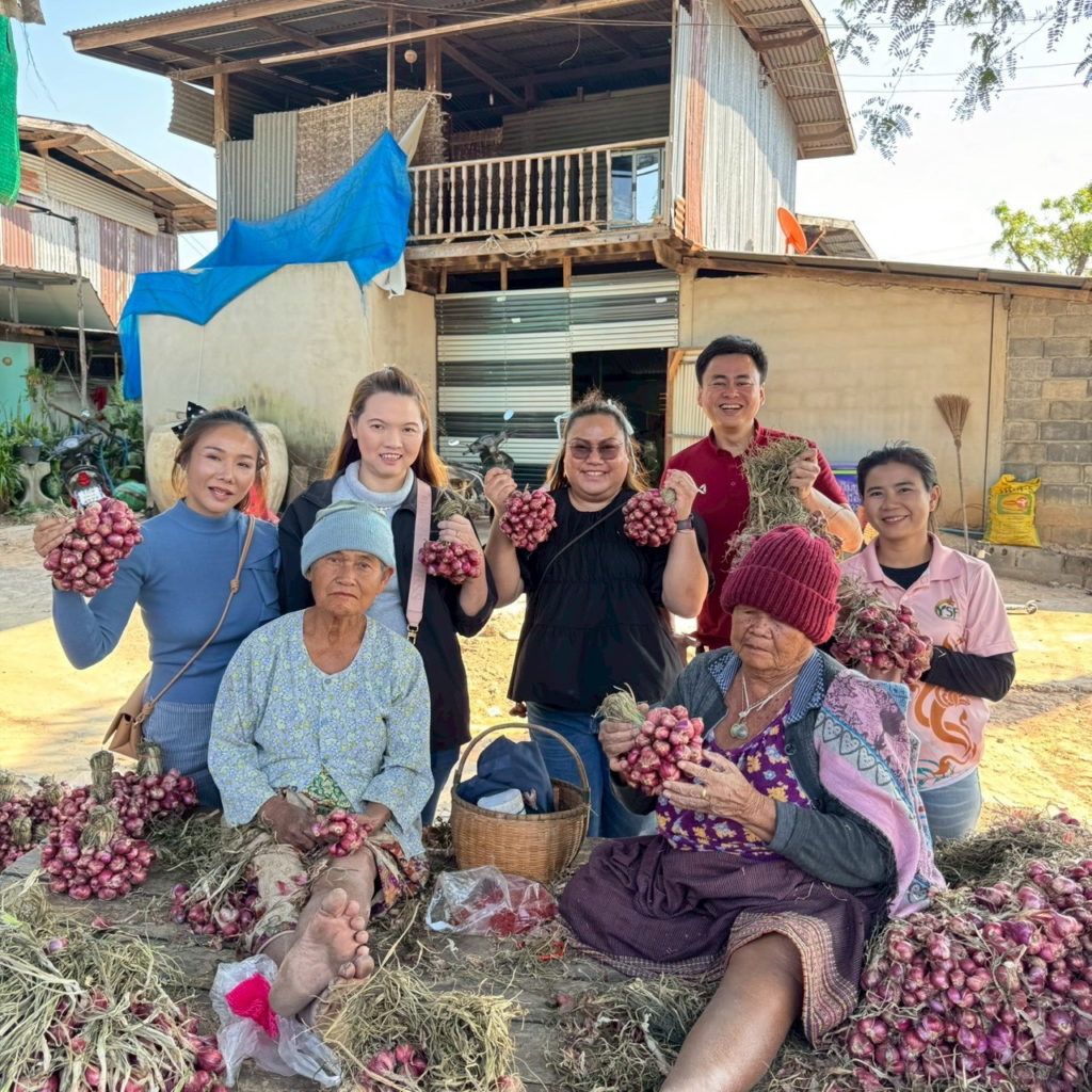ด่วน!! รับซื้อหอมแดง จ.ศรีสะเกษ ช่วยเกษตรกรแนวชายแดนมีรายได้มั่นคง