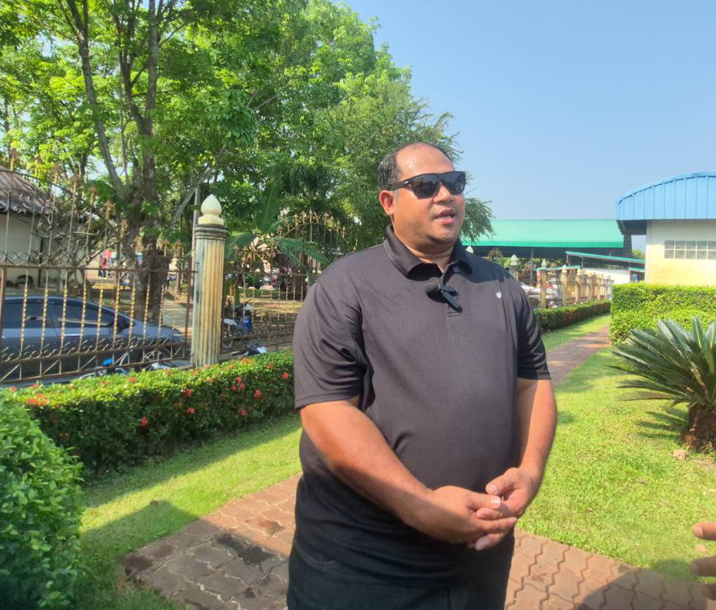 นายไชยวัฒน์ วงค์หาจักร์ ผู้ใหญ่บ้าน หมู่ 8 บ้านแปลงสี่-แม่พืช 