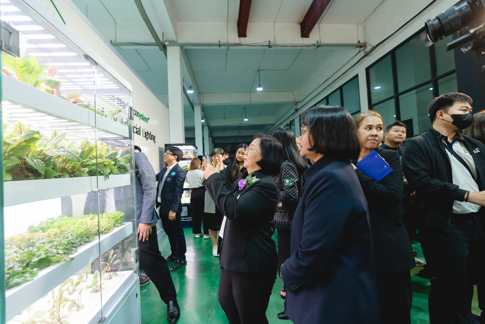 บริษัท ซีวิค อโกรเทค จำกัด เปิดตัว Plant Factory แห่งที่ 2 ชูวิสัยทัศน์ “Light For Life” ขับเคลื่อนเกษตรอัจฉริยะเพื่อคุณภาพชีวิตยั่งยืน