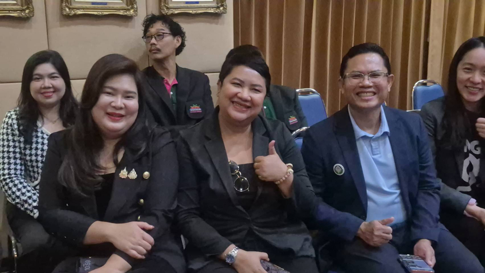 พบปะระหว่างผู้สนับสนุนทุนกับสมาชิกสมาคม