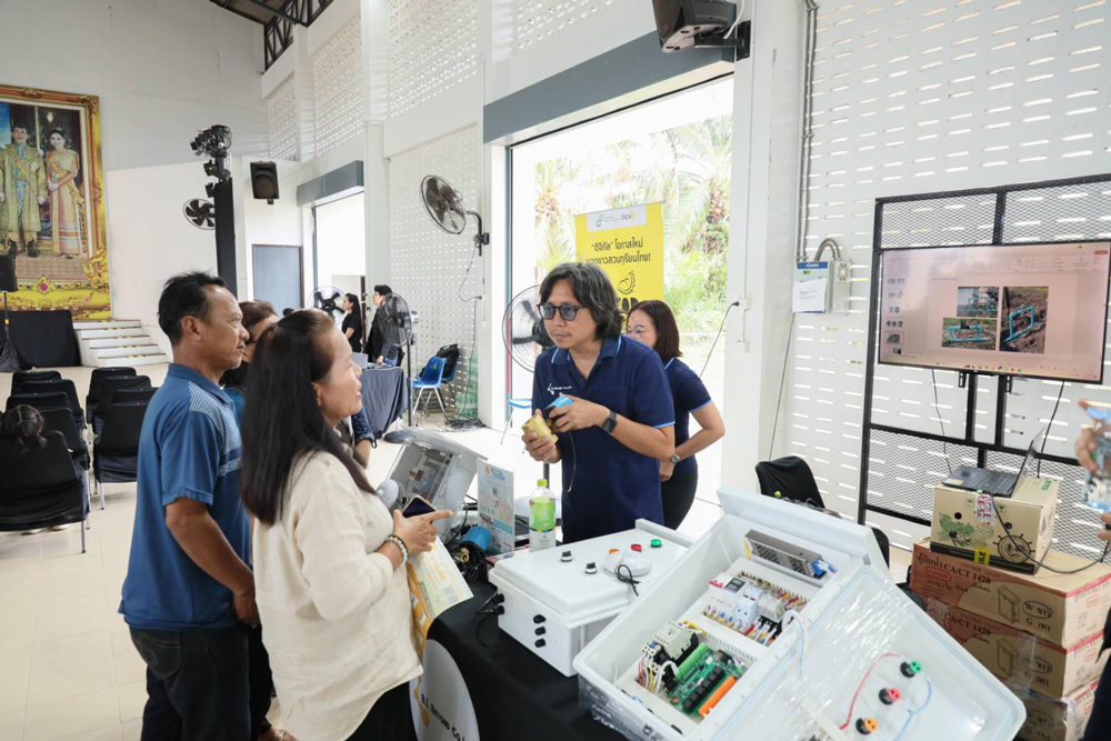 ดีป้า มอบรางวัลเกษตรกรดีเด่น เชิดชูชาวสวนทุเรียนดิจิทัล ยกย่องต้นแบบการใช้ดิจิทัลยกระดับทุเรียนไทยสู่สินค้าเกษตรมูลค่าสูง