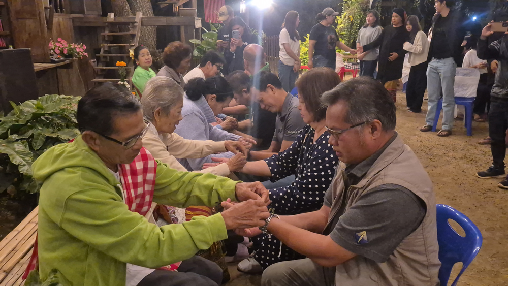 ธ.ก.ส. พาเที่ยวชุมชนบ้านนาต้นจั่น ที่นี่มีอะไรดี? นักท่องเที่ยวทั่วโลกจึงหลั่งไหลมา