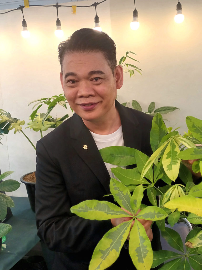 นายสรรพสิริ เชาวน์วาณิชย์