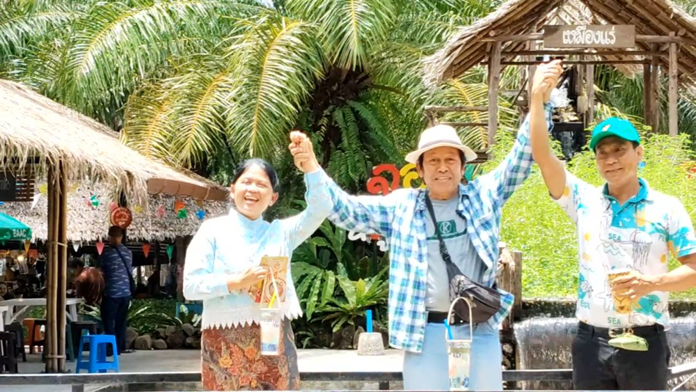 เที่ยวตลาดลองแลพังงา นักท่องเที่ยวหลั่งไหลมา เผยเคล็ดลับการบริหารตลาดชุมชนให้ปัง?