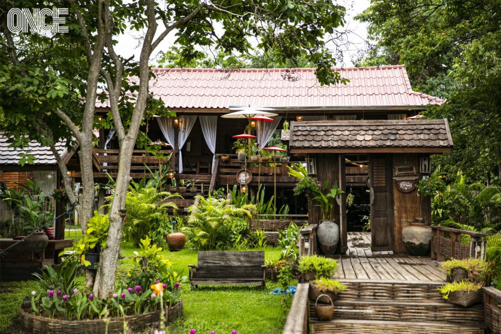 ธ.ก.ส. พาเที่ยวชุมชนบ้านนาต้นจั่น ที่นี่มีอะไรดี? นักท่องเที่ยวทั่วโลกจึงหลั่งไหลมา