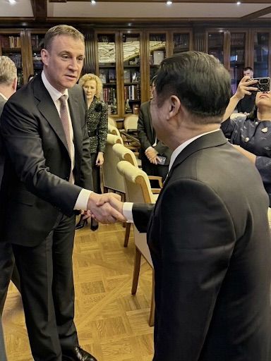 “สุริยะ” เข้าหารือรองนายกรัฐมนตรีสหพันธรัฐรัสเซีย พร้อมไฟเขียวส่งออกปุ๋ยยูเรียให้ฝ่ายไทย