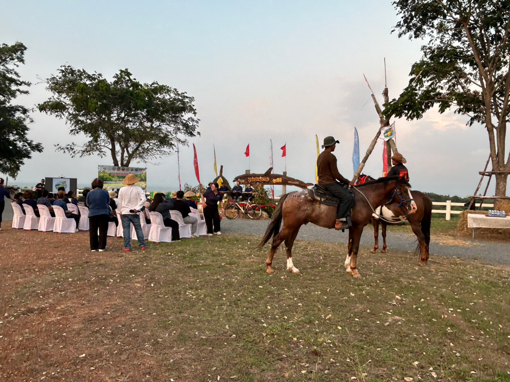 ชิมทุเรียนฟรี!! 1 ปีมีครั้งเดียว “เทศกาลทุเรียนริมเล-หมอนทองเขาบรรทัด” จังหวัดตราด