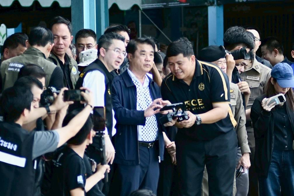 “สุริยะ” คิกออฟต้นแบบข้าวคาร์บอนต่ำสุพรรณบุรี