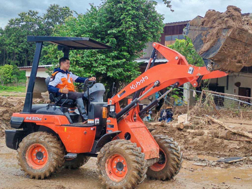 ถอด 3 รหัส ความแข็งแกร่งของสยามคูโบต้า “ฝ่าอุทกภัยน่าน” ผสานพลังจิตอาสา – ความเชี่ยวชาญเครื่องจักร – เครือข่ายเข้มแข็ง