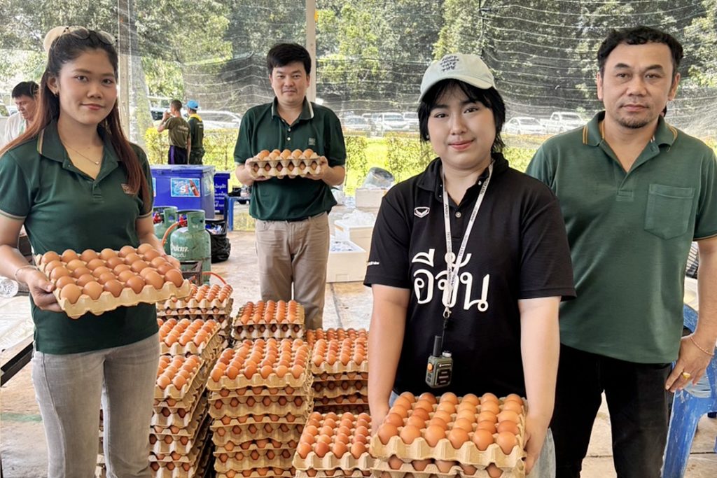 จากข้าวหนึ่งกล่อง สู่มื้ออาหารของครอบครัว “ขอบคุณที่มาช่วย” …. ซีพี-ซีพีเอฟ ส่งอาหารจากใจ สู้ภัยน้ำท่วม