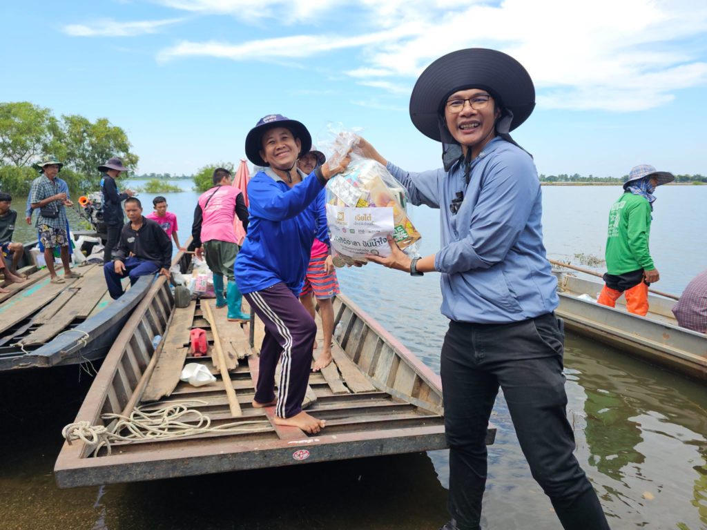 “เจียไต๋อาสา” ส่งต่อความห่วงใย ลงพื้นที่ฉะเชิงเทรา–ปราจีนบุรี มอบถุงยังชีพช่วยเกษตรกรและประชาชนผู้ประสบอุทกภัย